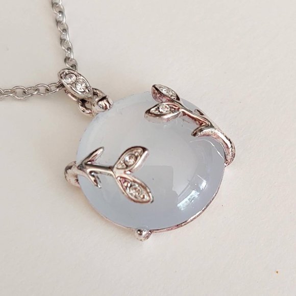 Avon NRT Moonstone pendant necklace with cz accent - Picture 9 of 11